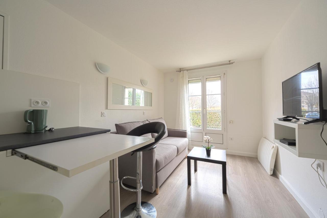 Studio Cosy 2 Min Gare - 10 Min Bussy-Saint-Georges Kültér fotó